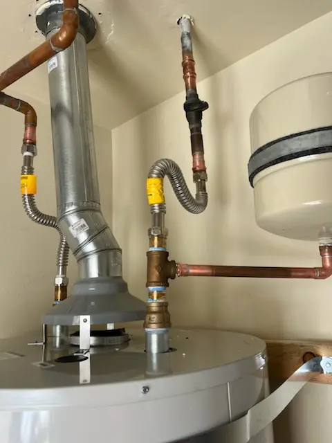 Water heater installation and plumbing repair in North Common